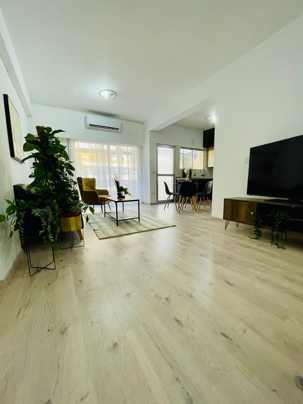 Apartment (Flat) in Neapoli, Limassol for Sale