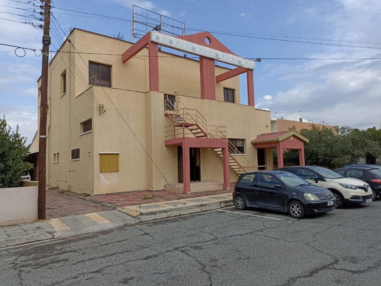 Commercial (Building) in Polemidia (Pano), Limassol for Sale