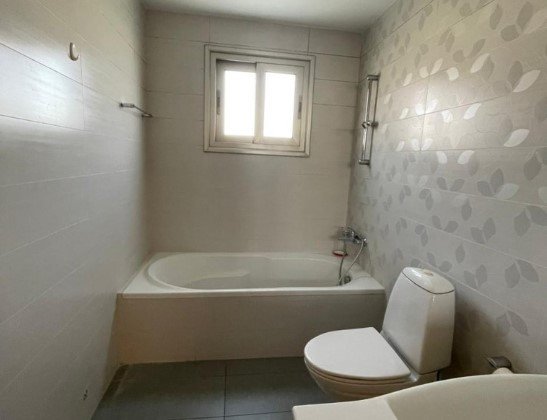Apartment (Flat) in Green Area, Limassol for Sale