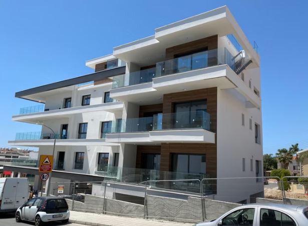 Apartment (Flat) in Agios Athanasios, Limassol for Sale
