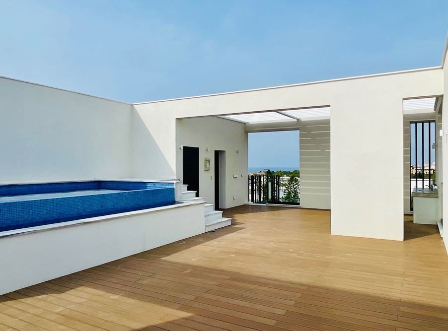 Apartment (Penthouse) in Tombs of the Kings, Paphos for Sale