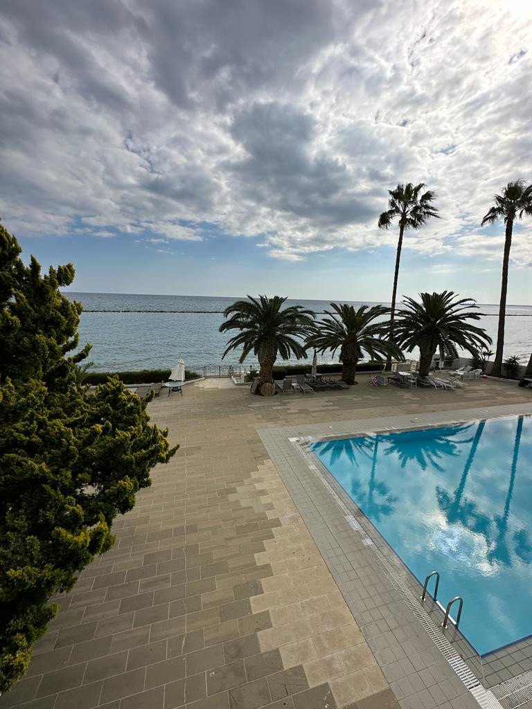 Apartment (Flat) in Germasoyia Tourist Area, Limassol for Sale