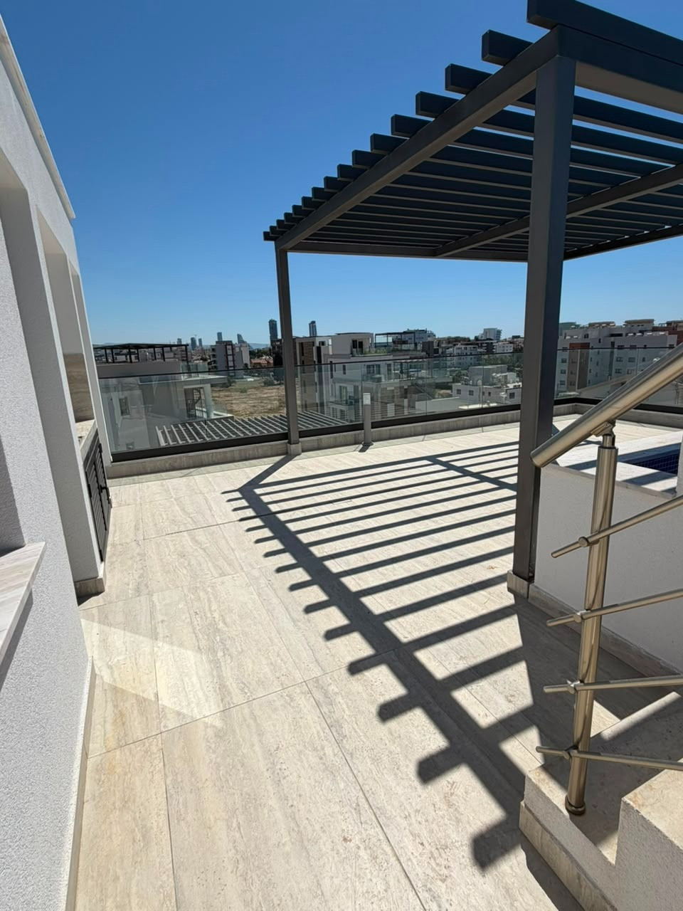 Apartment (Penthouse) in Papas Area, Limassol for Sale