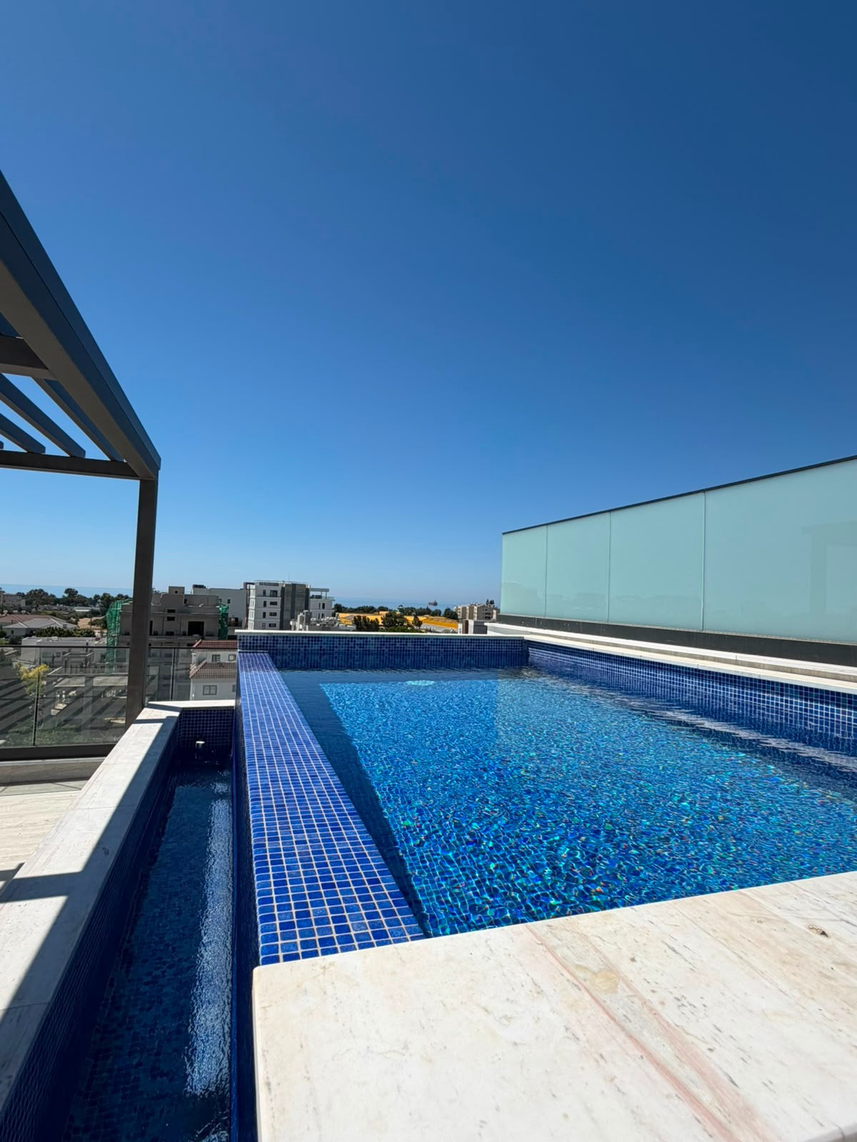 Apartment (Penthouse) in Papas Area, Limassol for Sale