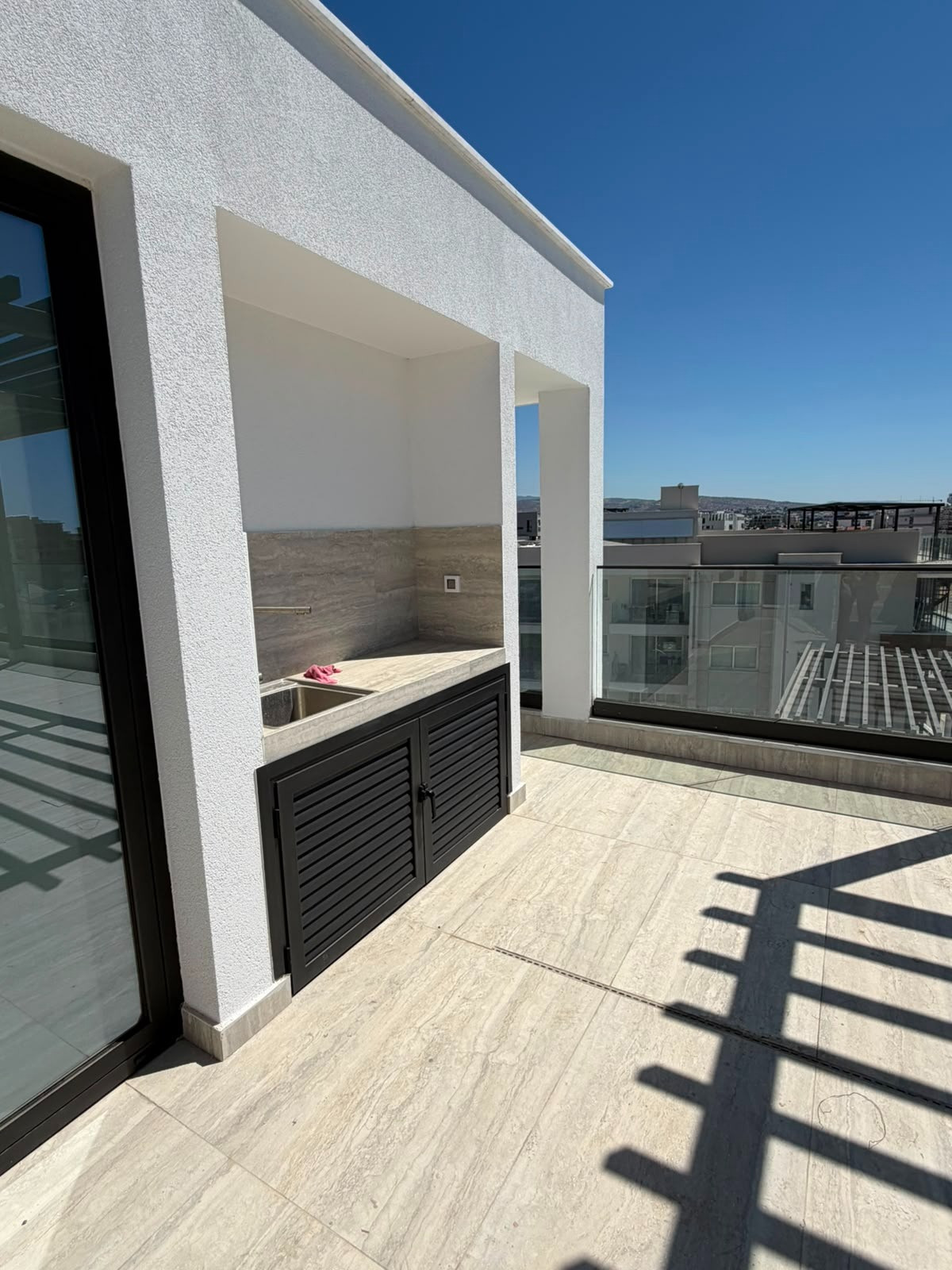 Apartment (Penthouse) in Papas Area, Limassol for Sale
