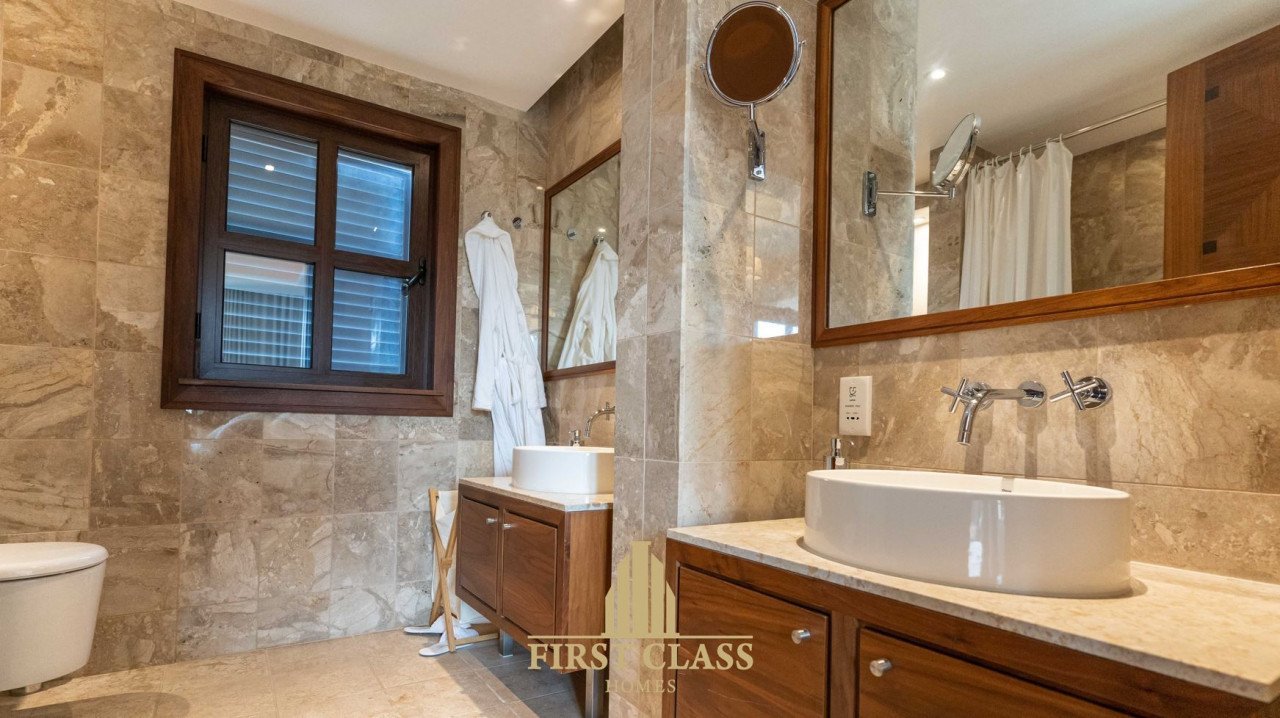 Apartment (Flat) in Saint Raphael Area, Limassol for Sale