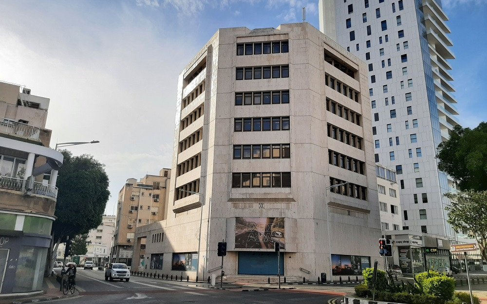 Commercial (Building) in Trypiotis, Nicosia for Sale