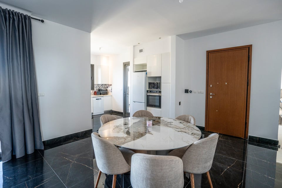 Apartment (Penthouse) in Papas Area, Limassol for Sale