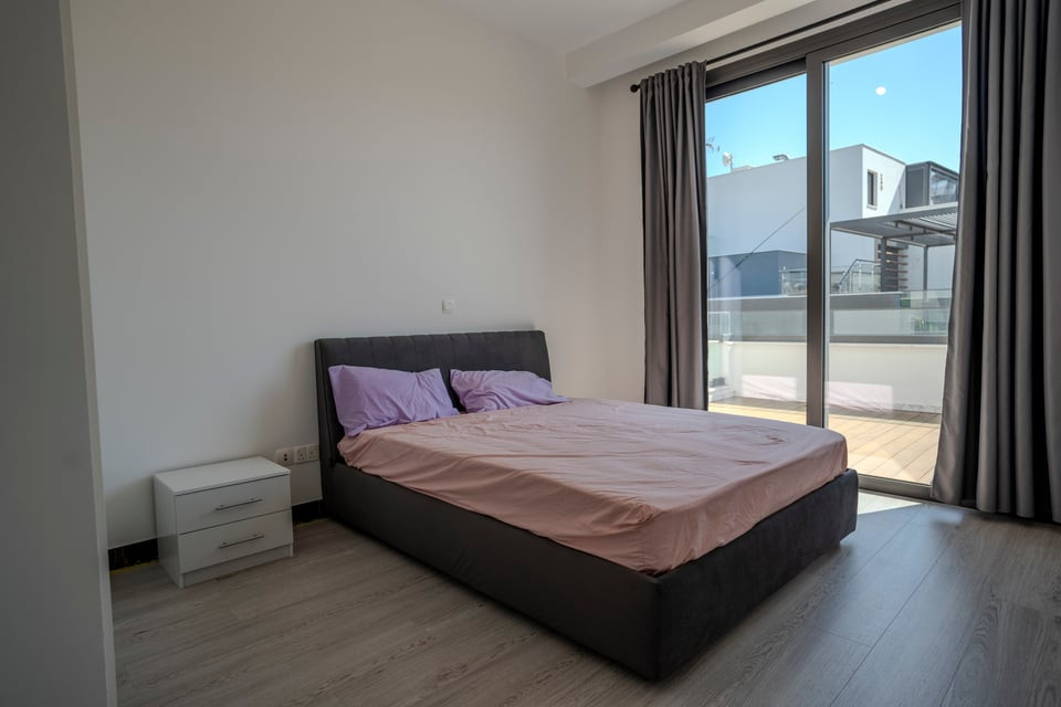 Apartment (Penthouse) in Papas Area, Limassol for Sale