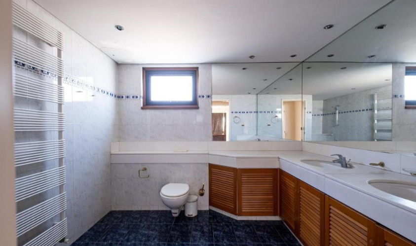 House (Detached) in Strovolos, Nicosia for Sale