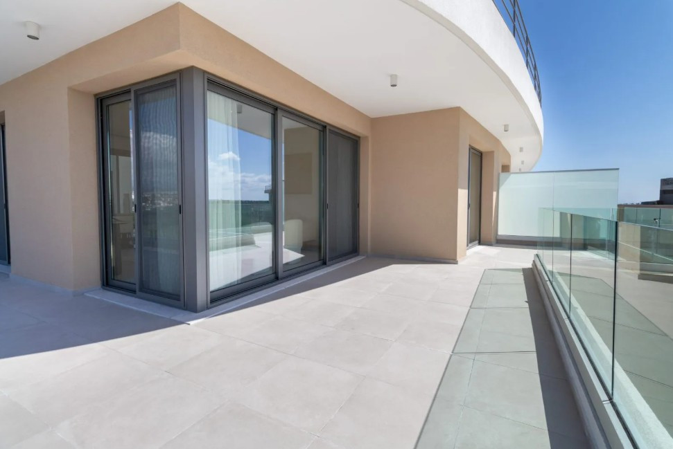 Apartment (Penthouse) in Trachoni, Limassol for Sale