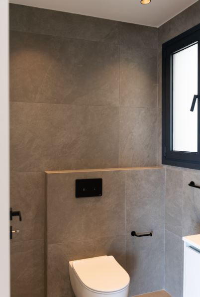 Apartment (Penthouse) in Germasoyia, Limassol for Sale