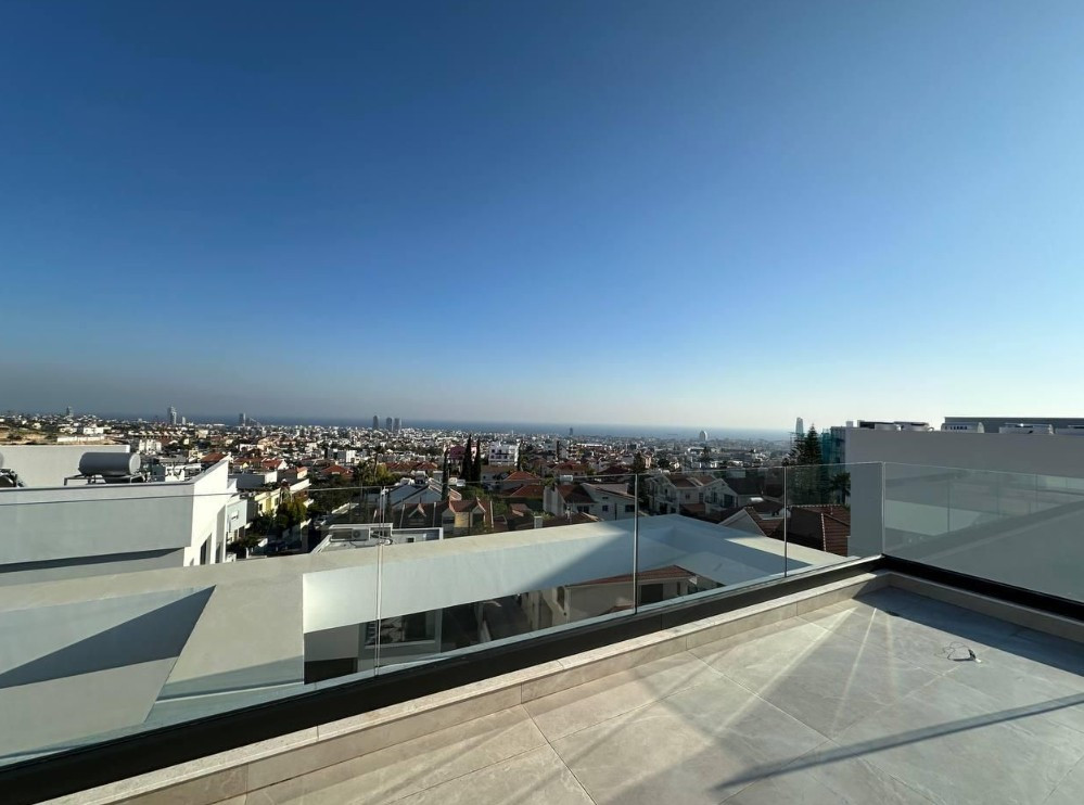 Apartment (Penthouse) in Agios Athanasios, Limassol for Sale
