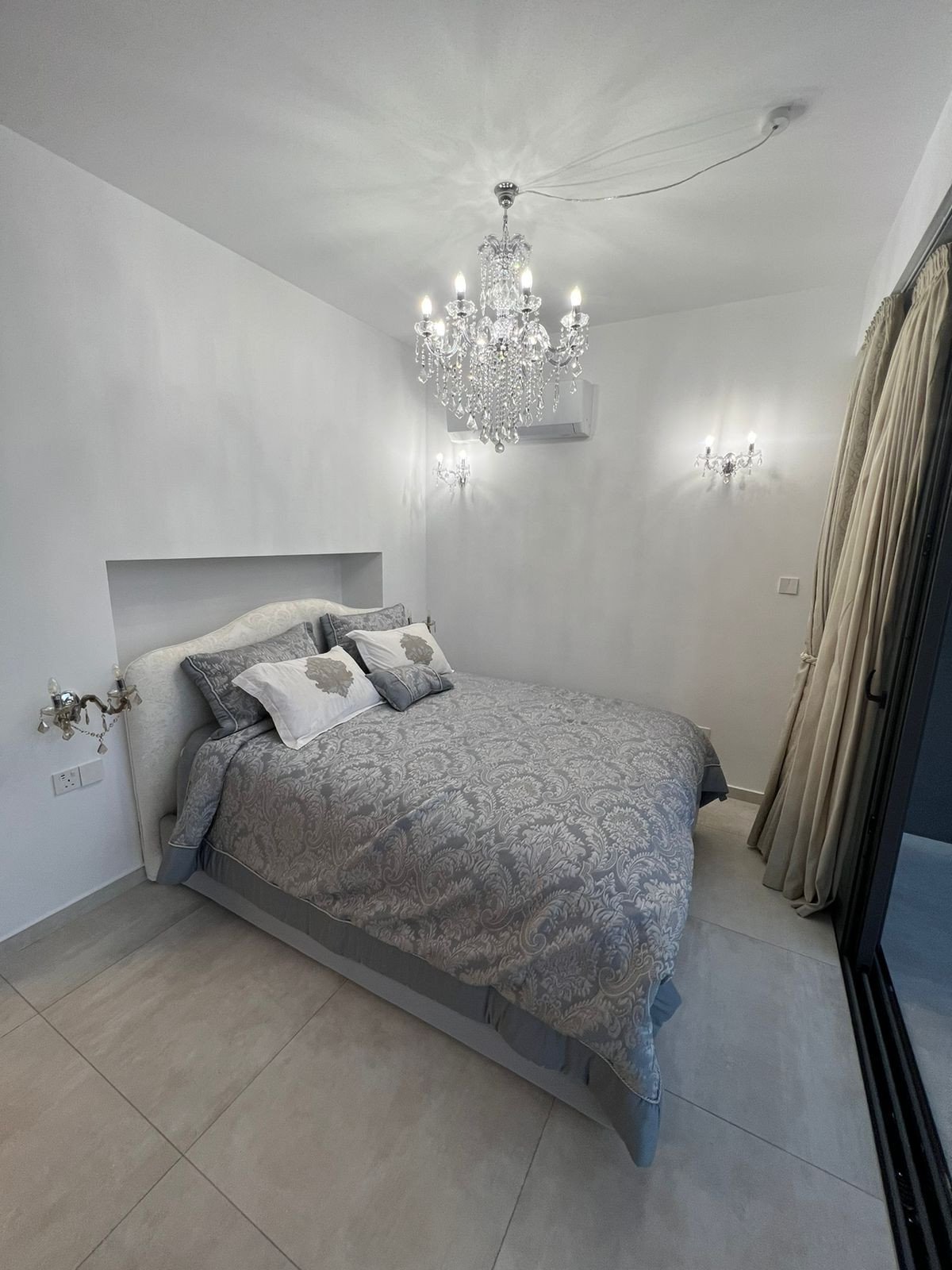 Apartment (Penthouse) in City Center, Paphos for Sale