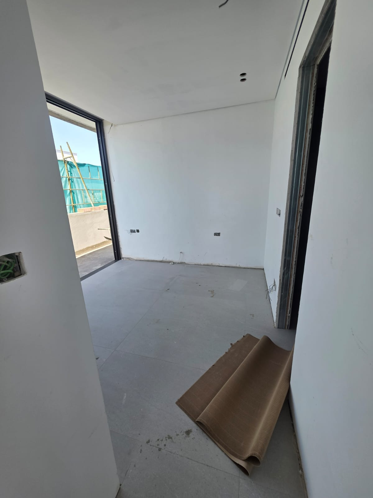 Apartment (Penthouse) in Kato Paphos, Paphos for Sale