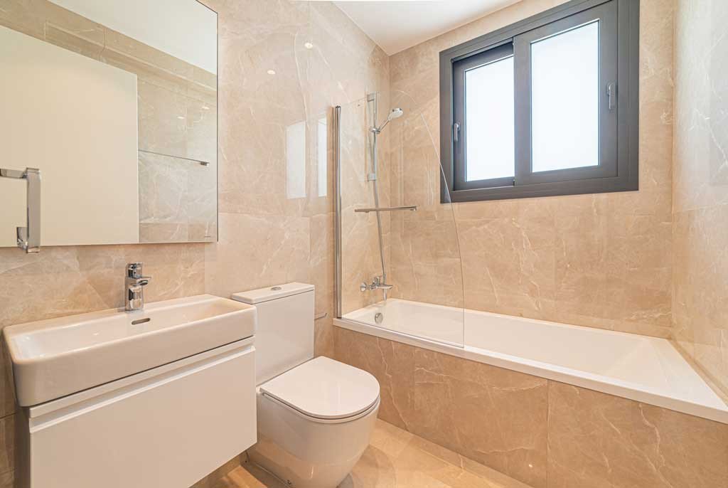 Apartment (Flat) in Agios Tychonas, Limassol for Sale