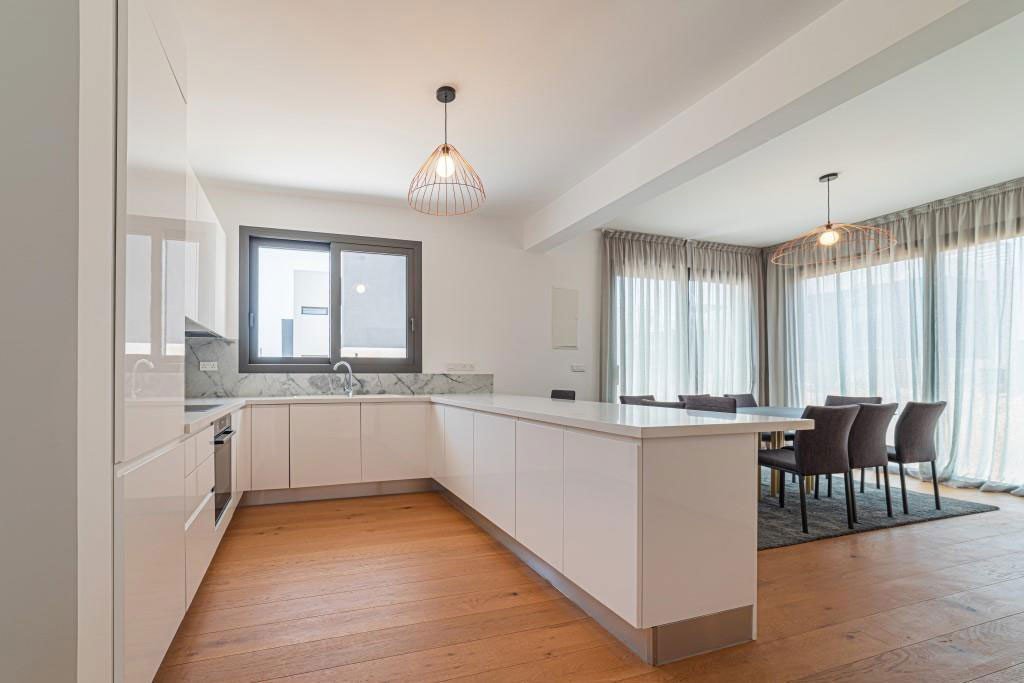 Apartment (Flat) in Agios Tychonas, Limassol for Sale