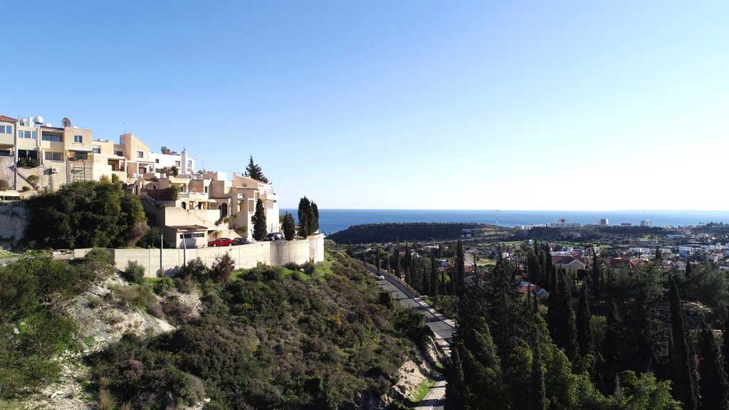 Apartment (Penthouse) in Agios Tychonas, Limassol for Sale
