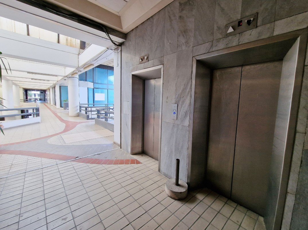 Commercial (Office) in Trypiotis, Nicosia for Sale