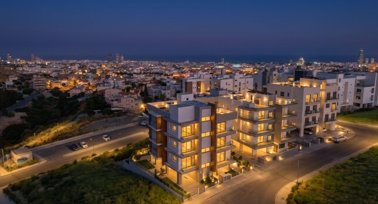 NOVA RESIDENCES 302