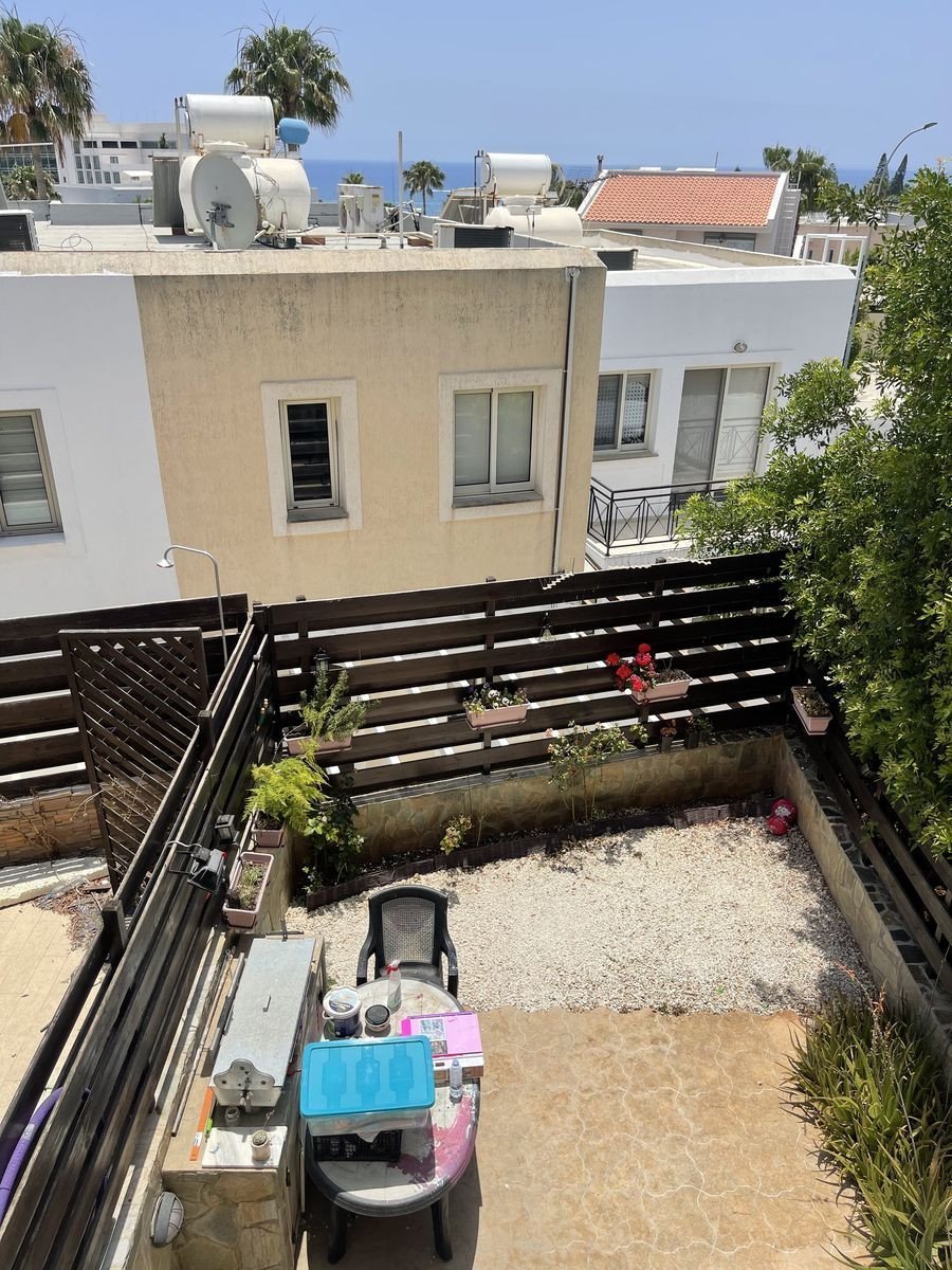 House (Maisonette) in Park Lane Area, Limassol for Sale