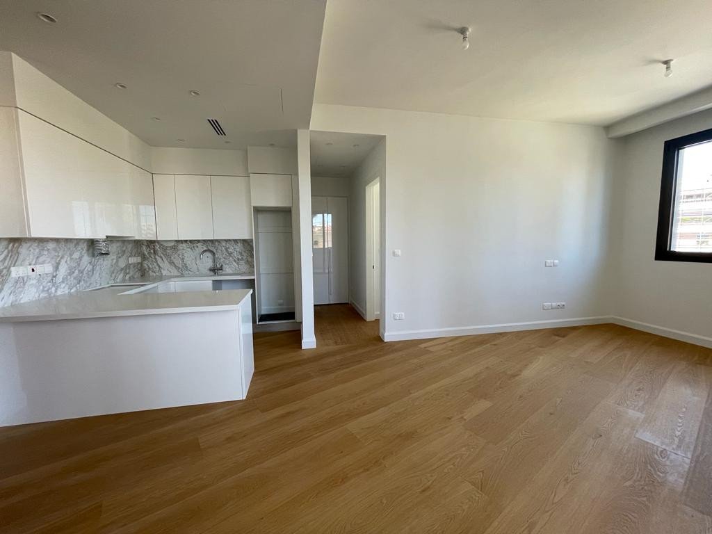 Apartment (Flat) in Germasoyia Tourist Area, Limassol for Sale