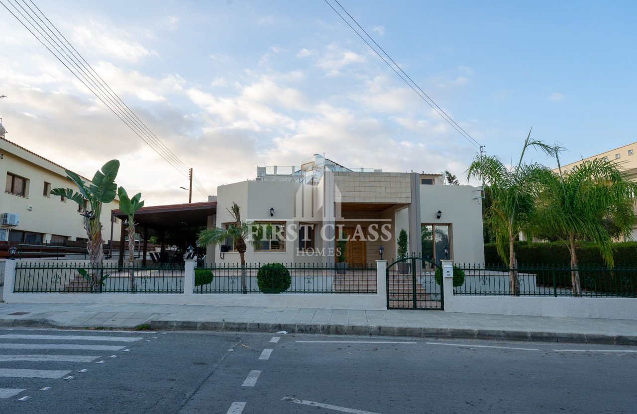 House (Detached) in Episkopi, Limassol for Sale