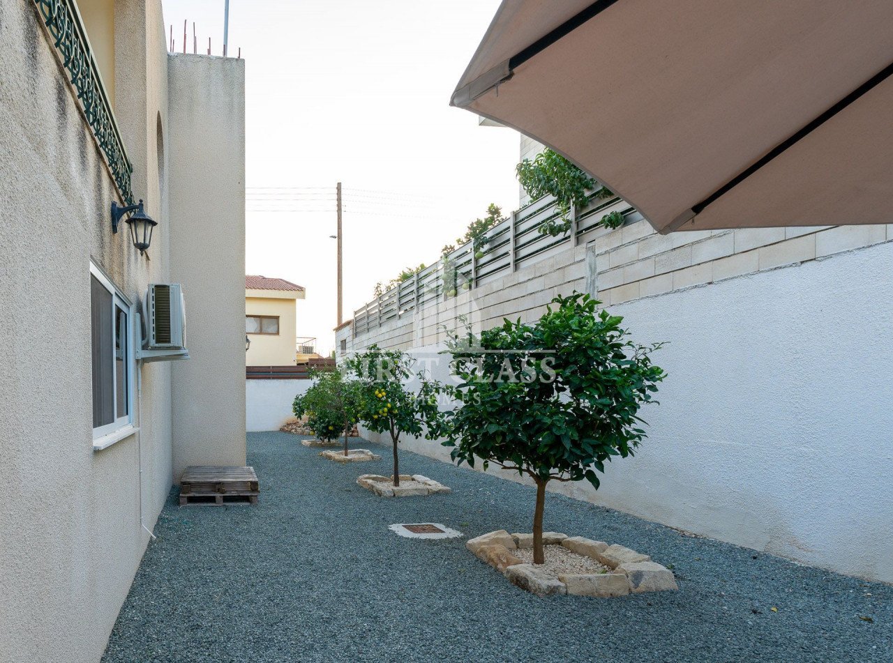 House (Detached) in Episkopi, Limassol for Sale
