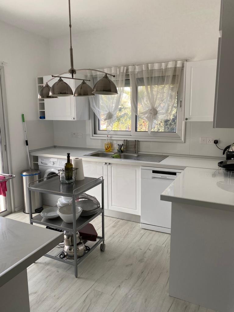 Apartment (Flat) in Agios Tychonas, Limassol for Rent