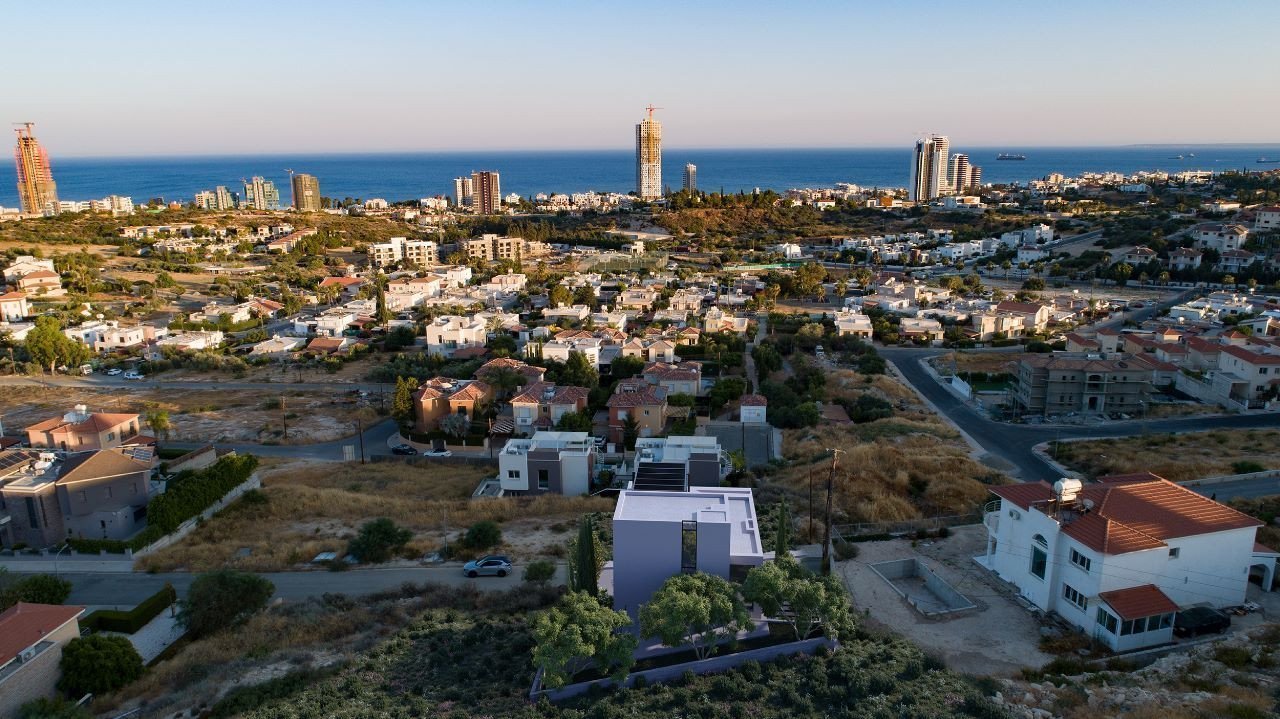 House (Detached) in Moutagiaka, Limassol for Sale