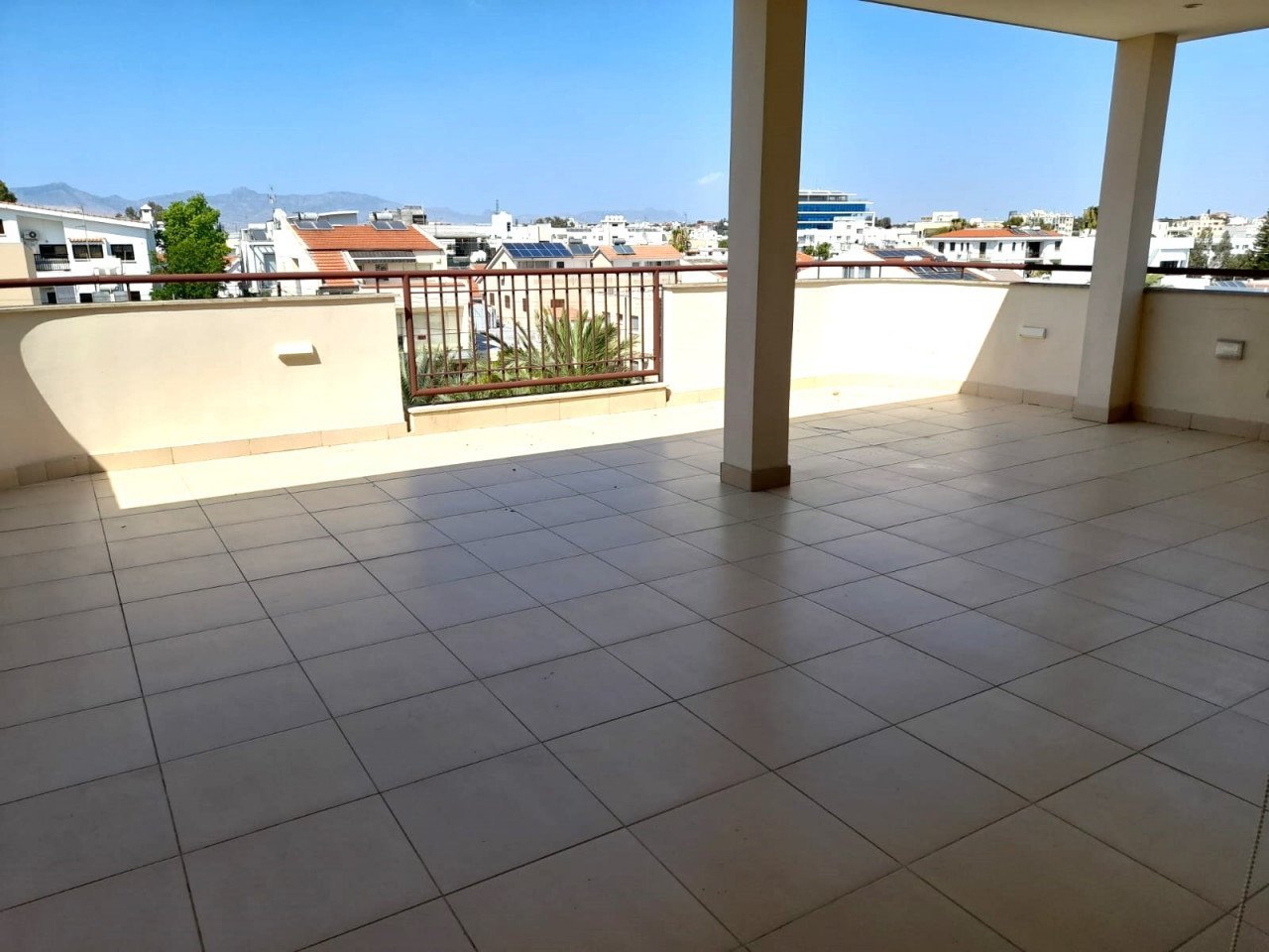 Apartment (Penthouse) in Engomi, Nicosia for Rent
