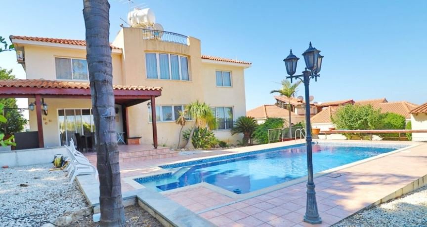 House (Detached) in Tala, Paphos for Sale