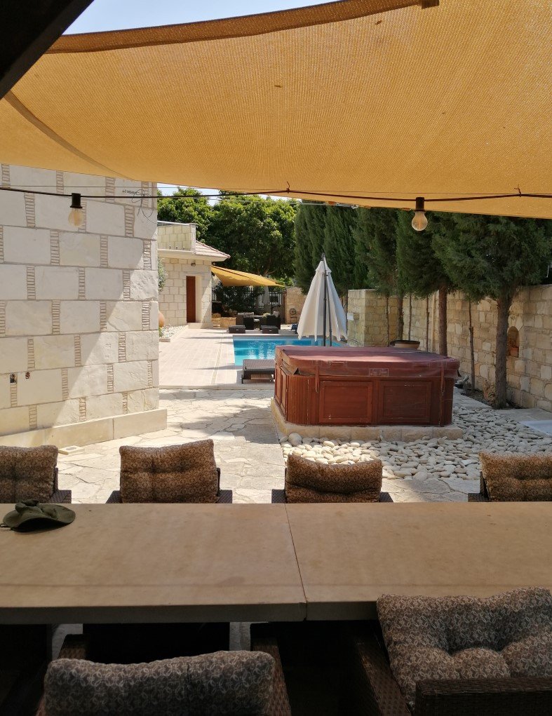House (Detached) in Potamos Germasoyias, Limassol for Sale