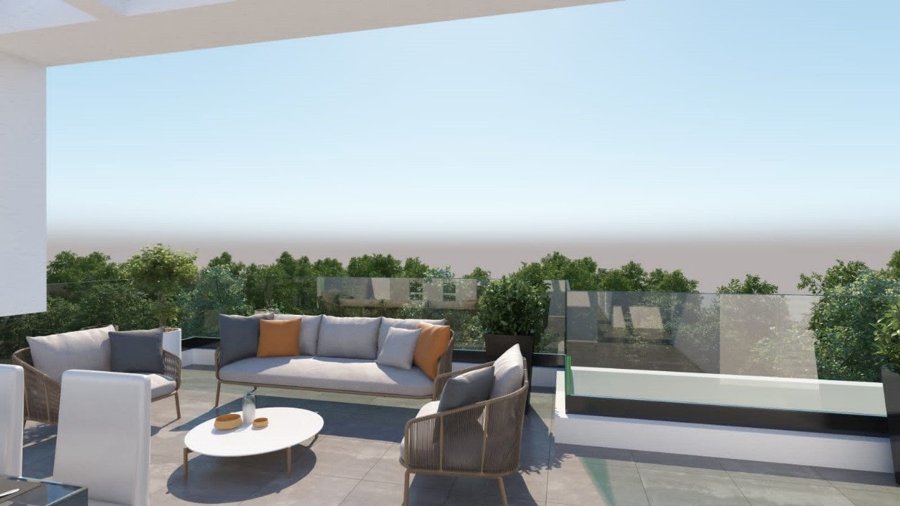 Apartment (Penthouse) in Larnaca Centre, Larnaca for Sale