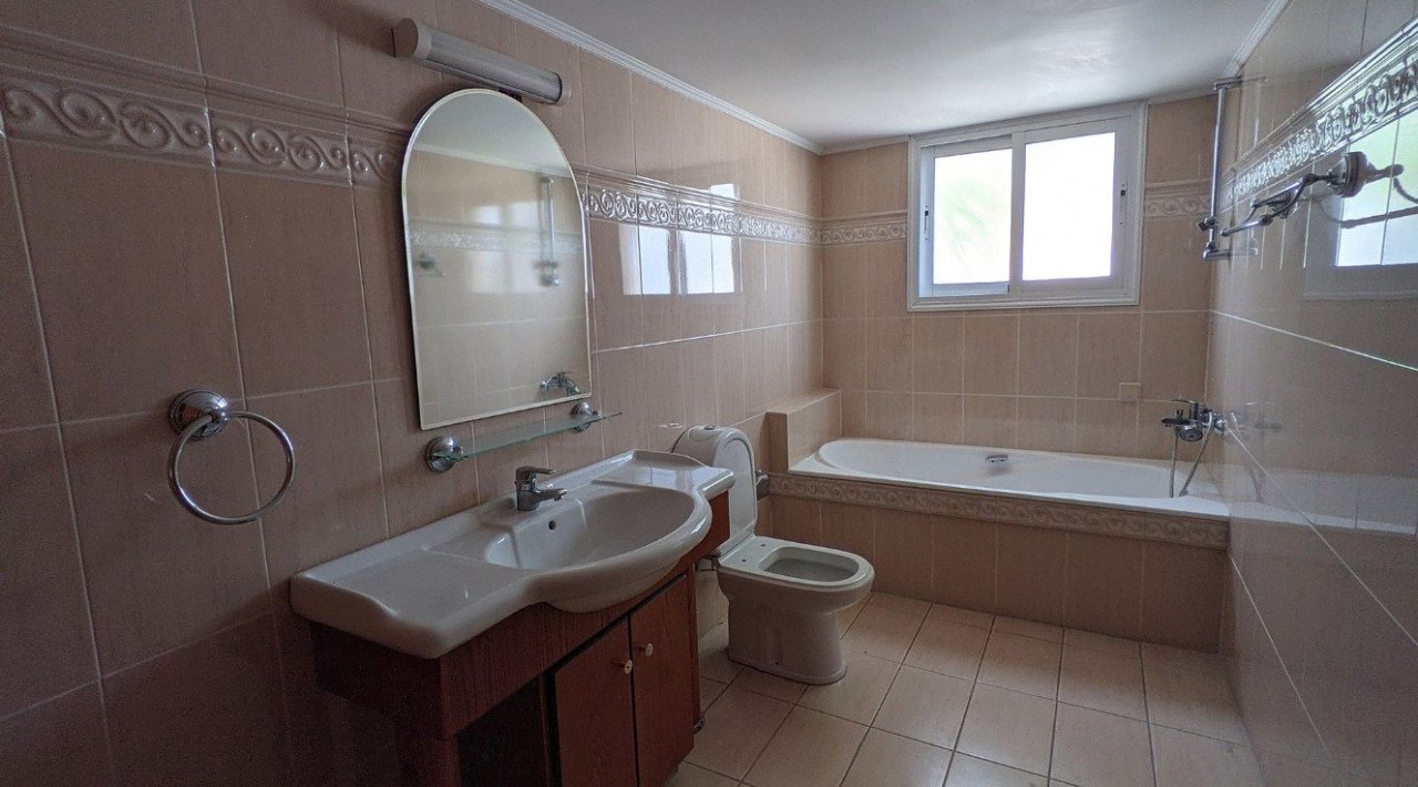 House (Detached) in Ypsonas, Limassol for Sale