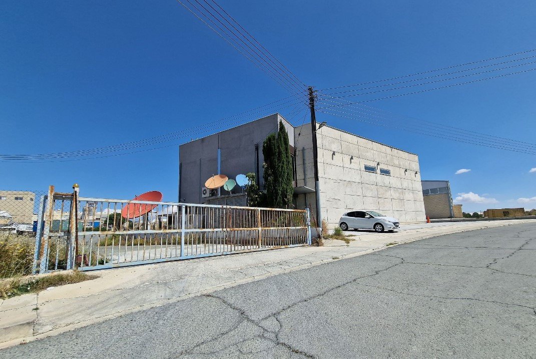 Commercial (Building) in Dali, Nicosia for Sale