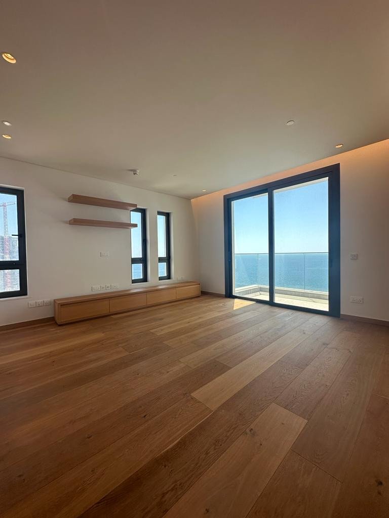 Apartment (Flat) in Amathus Area, Limassol for Sale