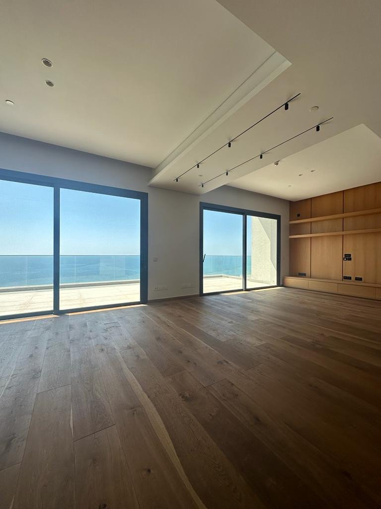 Apartment (Flat) in Amathus Area, Limassol for Sale