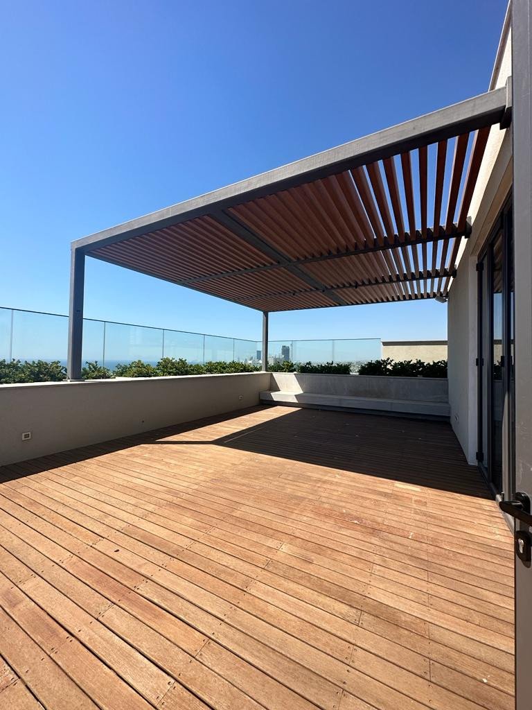 Apartment (Flat) in Amathus Area, Limassol for Sale