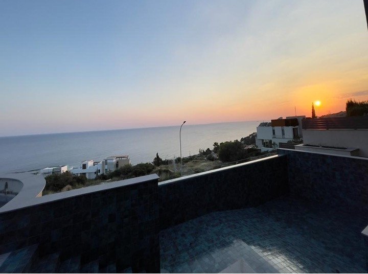 House (Detached) in Amathounta, Limassol for Sale