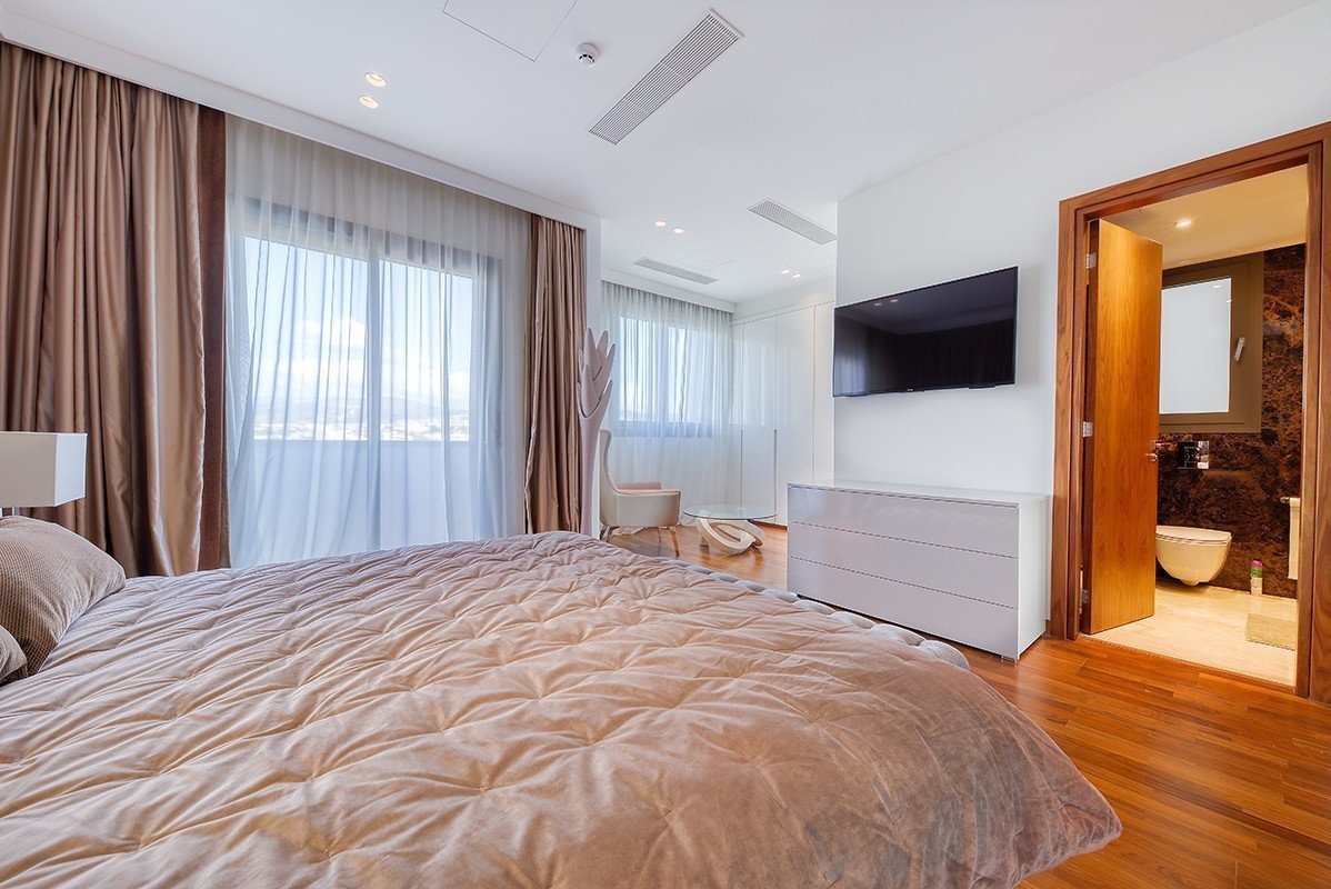 Apartment (Flat) in Moutagiaka Tourist Area, Limassol for Sale
