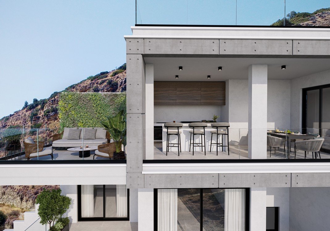 Apartment (Penthouse) in Germasoyia, Limassol for Sale