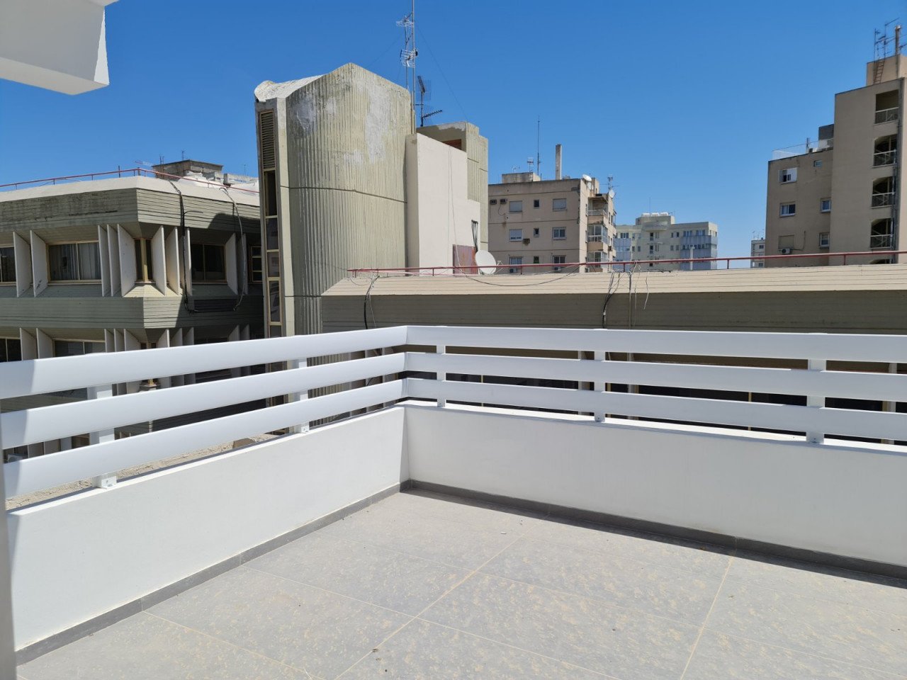 Apartment (Flat) in Agioi Omologites, Nicosia for Sale