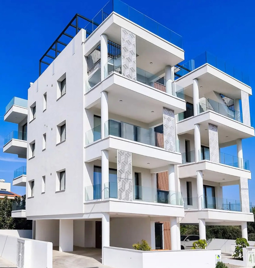 Apartment (Penthouse) in Zakaki, Limassol for Sale