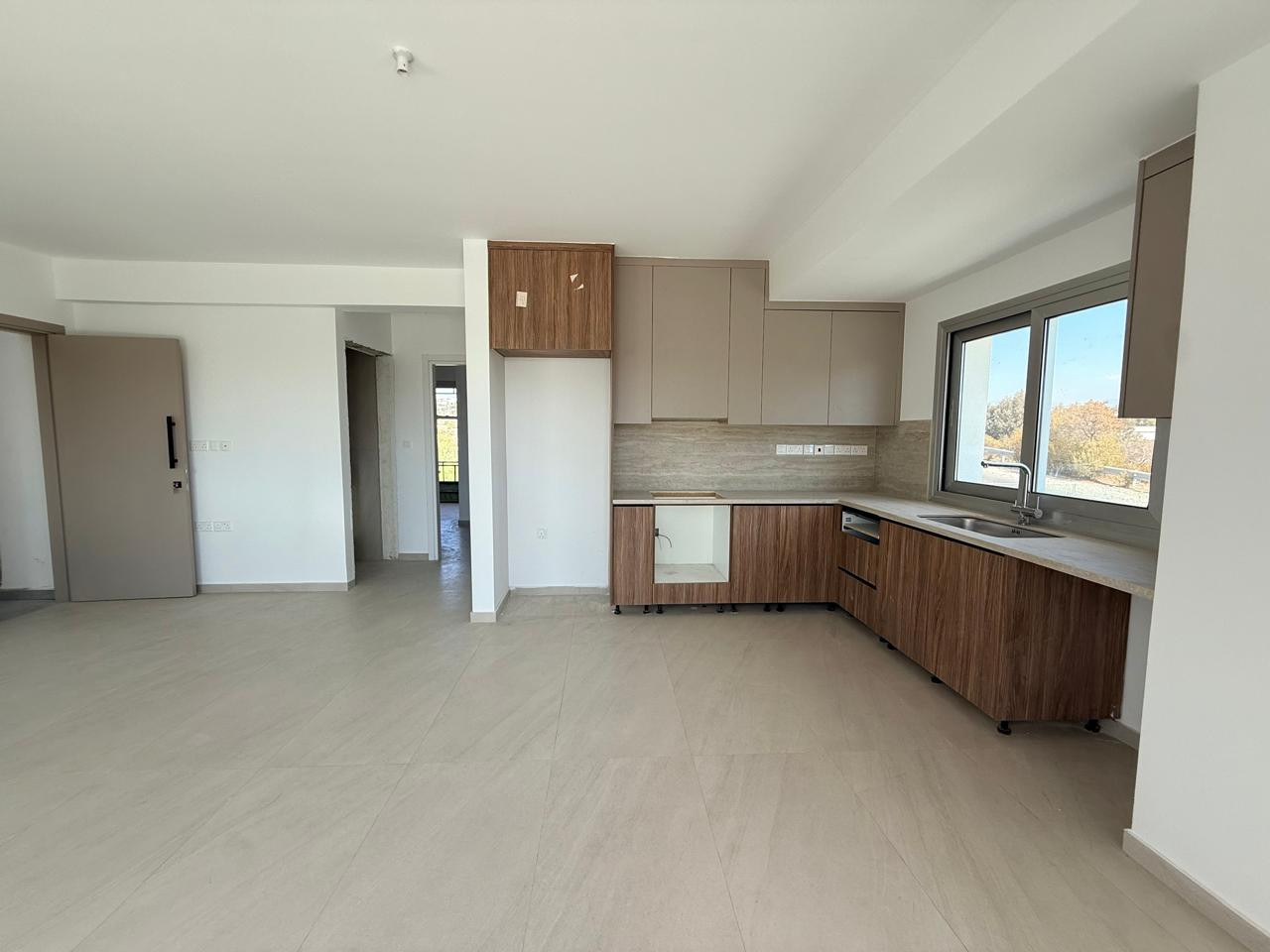 Apartment (Penthouse) in Ypsonas, Limassol for Sale