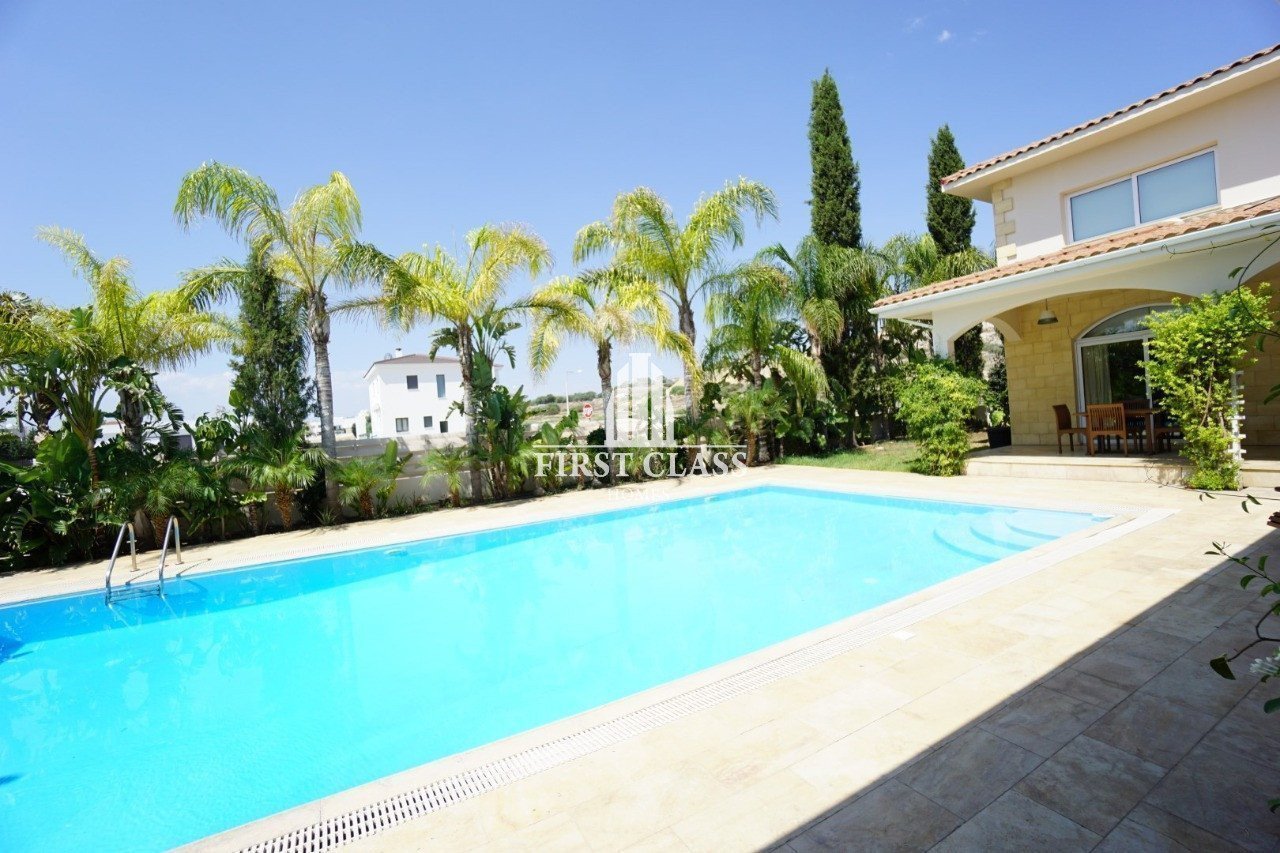 House (Detached) in Engomi, Nicosia for Rent