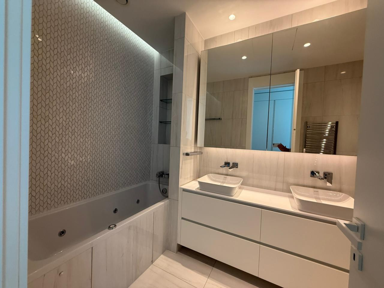 Apartment (Flat) in Moutagiaka Tourist Area, Limassol for Sale