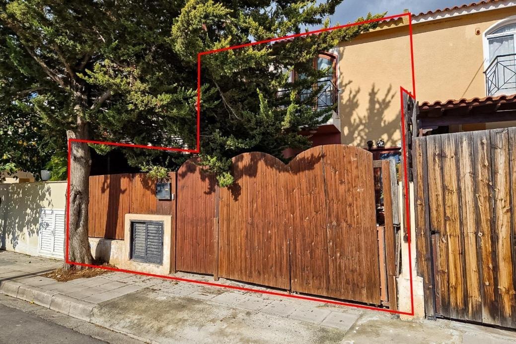 House (Maisonette) in Latsia, Nicosia for Sale