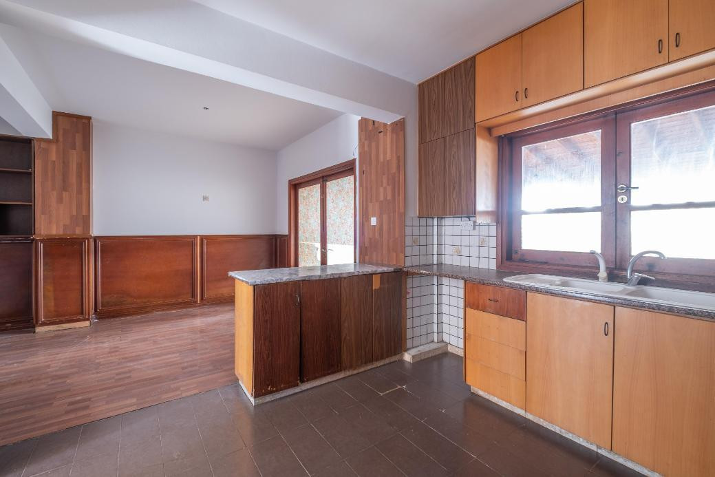 House (Maisonette) in Latsia, Nicosia for Sale