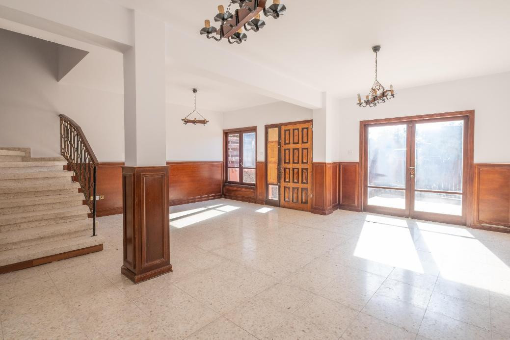 House (Maisonette) in Latsia, Nicosia for Sale